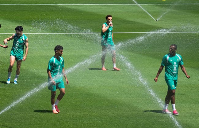 (260702) -- HOUSTON, July 2, 2026 -- Players of Morocco attend a training session ahead of the round of 16 match between Canada and Morocco at the 2026 FIFA World Cup, WM, Weltmeisterschaft, Fussball in Houston, the United States, July 1, 2026. ) (SP)U.S.-HOUSTON-FOOTBALL-FIFA WORLD CUP-TRAINING-MOROCCO XiaoxYijiu 