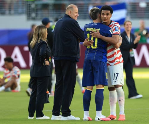 SANTA CLARA, CALIFORNIA - JULY 1: Malik Tillman of United States hugs Ermedin DemiroviÄ‡of Bosnia and Herzegovina after the FIFA World Cup, WM, Weltmeisterschaft, Fussball 2026 Round Of 32 match between USA and Bosnia and Herzegovina at San Francisco Bay Area Stadium on July 1, 2026 in Santa Clara, United States.  Copyright: xMBxMediax