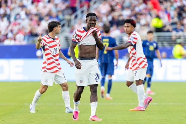 SANTA CLARA, CA - JULY 01: Folarin Balogun 20 of United States of America reacts after receiving a red card during the FIFA World Cup, WM, Weltmeisterschaft, Fussball 2026 Round of 32 match between United States of America and Bosnia and Herzegovina on July 1, 2026 at San Francisco Bay Area Stadium in Santa Clara, CA. (Photo by Matthew Huang Icon Sportswire) SOCCER: JUL 01 FIFA World Cup 26 Round of 32 - USA v Bosnia and Herzegovina EDITORIAL USE ONLY Icon260701032