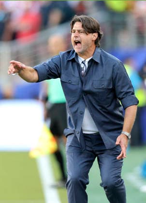 (260702) -- SAN FRANCISCO, July 2, 2026 -- Mauricio Pochettino, head coach of the United States, reacts during the round of 32 match between the United States and Bosnia and Herzegovina at the 2026 FIFA World Cup, WM, Weltmeisterschaft, Fussball at San Francisco Bay Area Stadium in San Francisco, the United States, July 1, 2026. ) (SP)U.S.-SAN FRANCISCO-FOOTBALL-FIFA WORLD CUP-ROUND OF 32-USA VS BIH CaoxCan 