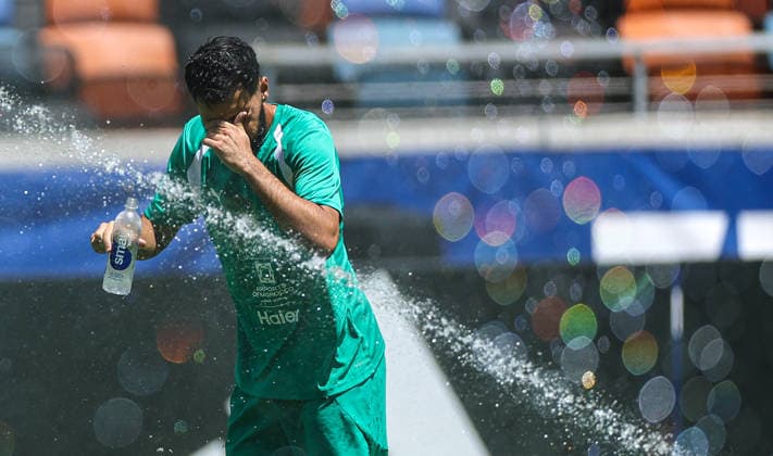 (260702) -- HOUSTON, July 2, 2026 -- Amine Sbai of Morocco attends a training session ahead of the round of 16 match between Canada and Morocco at the 2026 FIFA World Cup, WM, Weltmeisterschaft, Fussball in Houston, the United States, July 1, 2026. ) (SP)U.S.-HOUSTON-FOOTBALL-FIFA WORLD CUP-TRAINING-MOROCCO LixMing 