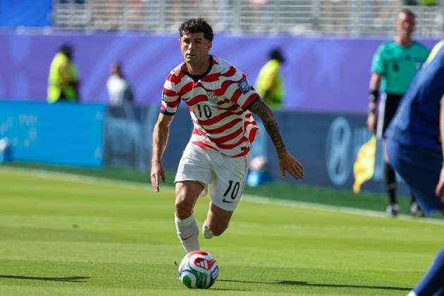 July 1, 2026, Santa Clara, California, USA: Christian Pulisic (10) of United States of America controls a ball during the FIFA World Cup, WM, Weltmeisterschaft, Fussball 2026 Round of 32 match between USA and Bosnia and Herzegovina Santa Clara USA - ZUMAa257 20260701_zsp_a257_073 Copyright: xChrisxArjoonx