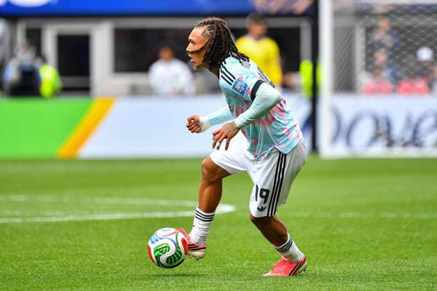 July 01, 2026: Belgium midfielder Diego Moreira (19) moves the ball during the FIFA World Cup, WM, Weltmeisterschaft, Fussball knockout round of 32 match between Belgium and Senegal in Seattle, WA.Belgium defeated Senegal 3-2 on a penalty kick near the end of the second overtime period. CSM Seattle United States - ZUMAc04_ 20260701_zma_c04_052 Copyright: xStevexFaberx