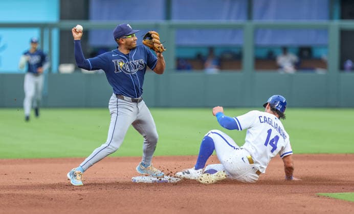 JULY 1, 2026: Tampa Bay Rays outfielder Richie Palacios (1) starts a double play against the Kansas City Royals at Kauffman Stadium in Kansas City, MO. CSM MLB, Baseball Herren, USA 2026: Rays Vs Royals Jul 1st  - ZUMAc04_ 20260701_zma_c04_041 Copyright: xRomanxPunox
