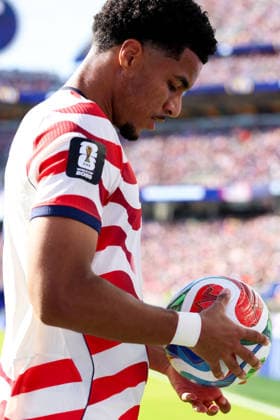 July 1, 2026, Santa Clara, California, USA: Santa Clara, USA - July 1 2026: Malik Tillman of United States during a FIFA World Cup, WM, Weltmeisterschaft, Fussball R32 match between United States and Bosnia-Herzegovina at San Francisco Bay Area Stadium Santa Clara USA - ZUMAp121 20260701_zsp_p121_077 Copyright: xChrisxPutnamx