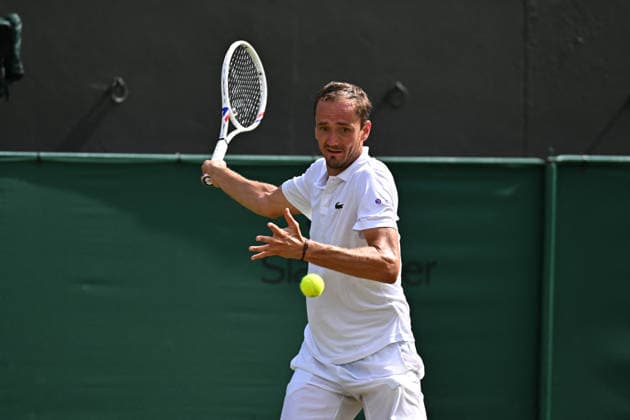 2026 Wimbledon - Daniil Medvedev Daniil Medvedev (RUS) during his second round match at the 2025 Wimbledon Tennis Championships at the AELTC in London, GREAT BRITAIN, on JULY 1, 2026. Photo by Corinne Dubreuil ABACAPRESS.COM London  Copyright: xDubreuilxCorinne ABACAx