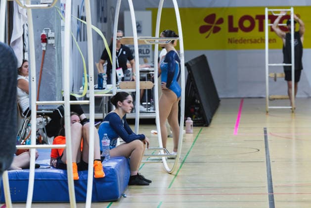 Wheel Gymnastics World Championships 2026 Rhönrad Weltmeisterschaft 2026 in der Sparkassen Arena Göttingen. Deutschland, Göttingen am 01. Juli 2026: Tag eins der Weltmeisterschaft in Rhönrad mit über 250 Athletinnen und Athleten aus 17 Nationen. Die Ruhe vorm Wettkampf der Frauen. *** 2026 World Championships in Wheel Gymnastics: 2026 Rhönrad World Championships at the Sparkassen Arena in Göttingen, Germany, Göttingen on July 1, 2026—Day one of the Rhönrad World Championships, featuring over 250 athletes from 17 nations. The calm before the women’s competition