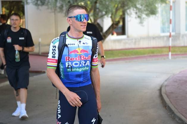 Belgian Remco Evenepoel of Red Bull-BORA-hansgrohe arrives for a training ahead of the 2026 Tour de France cycling race, Thursday 02 July 2026, in Barcelona, Spain. The 113th edition of the Tour de France starts on Saturday 4 July in Barcelona, Spain, and will finish in Paris, France on the 26th of July. DAVIDxPINTENS  x180148504x