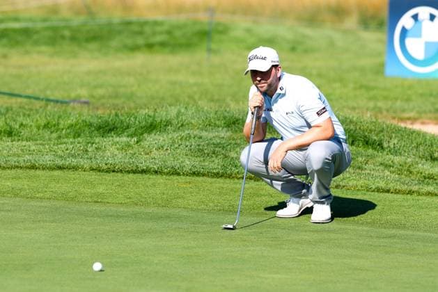Nicolai von Dellingshausen (GER) beim lesen der Puttlinie, 37. BMW International Open 2026, Golf, DP World Tour, Herren, Runde 1, 02.07.2026 Eichenried Bayern Deutschland *** Nicolai von Dellingshausen (GER) reading the putt line, 37th BMW International Open 2026, Golf, DP World Tour, Men s, Round 1, July 2, 2026, Eichenried, Bavaria, Germany Copyright: xkolbert-press ChristianxKolbertx
