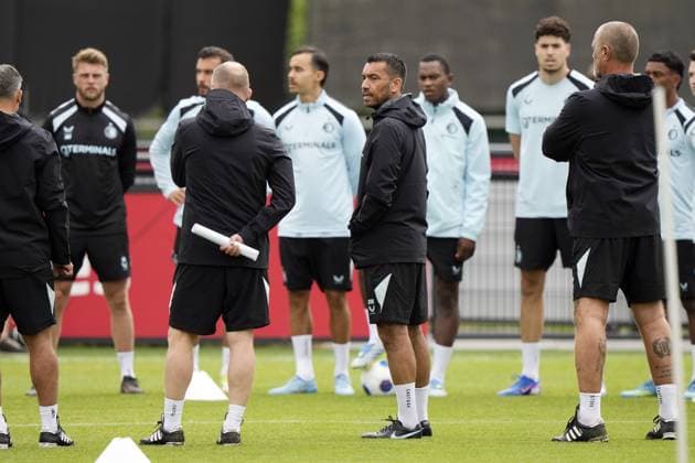 ROTTERDAM - Feyenoord coach Giovanni van Bronckhorst during Feyenoord s first training session at Sportcomplex 1908 on July 2, 2026, in Rotterdam, the Netherlands. Feyenoord is preparing for the new 2026-2027 season. TOBIAS KLEUVER ANP Eredivisie 2026-2027 xVIxANPxSportx xxANPxIVx 562604501 originalFilename: 562604501.jpg