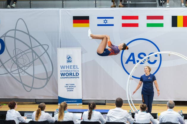 Wheel Gymnastics World Championships 2026 Rhönrad Weltmeisterschaft 2026 in der Sparkassen Arena Göttingen. Tag 02. Deutschland, Göttingen am 02. Juli 2026: Tag Zwei der Weltmeisterschaft in Rhönrad mit über 250 Athletinnen und Athleten aus 17 Nationen. Isa Poot aud der Niederlande in der Disziplin Sprung (Vault). *** 2026 World Championships in Wheel Gymnastics: 2026 Rhönrad World Championships at the Sparkassen Arena in Göttingen, Day 2, Germany, Göttingen on July 2, 2026 Day Two of the Rhönrad World Championships with over 250 athletes from 17 nations Isa Poot from the Netherlands in the vault discipline