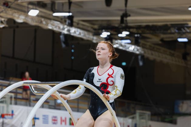 Wheel Gymnastics World Championships 2026 Rhönrad Weltmeisterschaft 2026 in der Sparkassen Arena Göttingen. Tag 02. Deutschland, Göttingen am 02. Juli 2026: Tag Zwei der Weltmeisterschaft in Rhönrad mit über 250 Athletinnen und Athleten aus 17 Nationen. Sarah Henning aus Deutschland in der Disziplin Geradeturnen (Straight-line). *** 2026 Wheel Gymnastics World Championships: 2026 Rhönrad World Championships at the Sparkassen Arena in Göttingen, Day 2, Germany, Göttingen on July 2, 2026 Day Two of the Rhönrad World Championships with over 250 athletes from 17 nations Sarah Henning from Germany in the straight-line gymnastics discipline