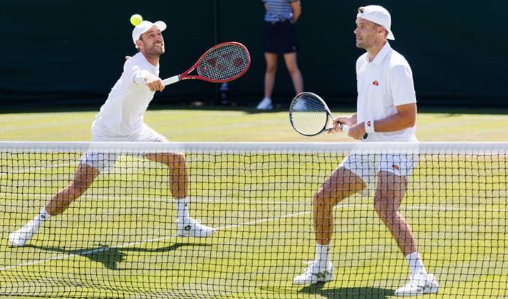 Belgian Sander Gille and Dutch Sem Verbeek pictured during a first round game between Indian-Brazilian pair Balaji-Demoliner and Belgian-Dutch pair Gille-Verbeek in the Men s doubles at the Wimbledon grand slam tennis tournament in London, Britain, Thursday 02 July 2026. BENOITxDOPPAGNE  x180162621x