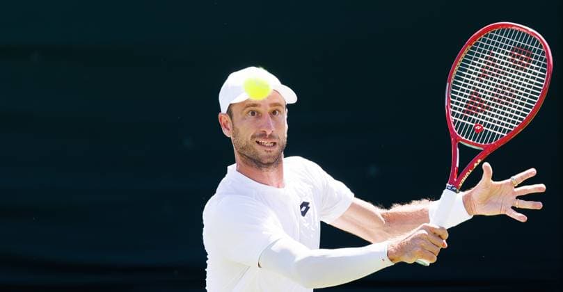 Belgian Sander Gille pictured in action during a first round game between Indian-Brazilian pair Balaji-Demoliner and Belgian-Dutch pair Gille-Verbeek in the Men s doubles at the Wimbledon grand slam tennis tournament in London, Britain, Thursday 02 July 2026. BENOITxDOPPAGNE  x180163000x