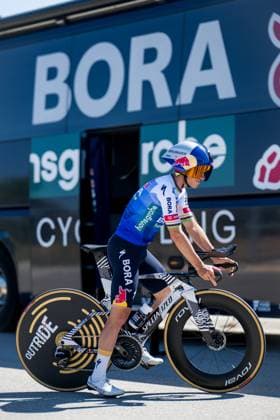 Belgian Remco Evenepoel of Red Bull-BORA-hansgrohe with his new Time Trial bike during a training ahead of the 2026 Tour de France cycling race, Thursday 02 July 2026, in Barcelona, Spain. The 113th edition of the Tour de France starts on Saturday 4 July in Barcelona, Spain, and will finish in Paris, France on the 26th of July. JASPERxJACOBS  x180165421x