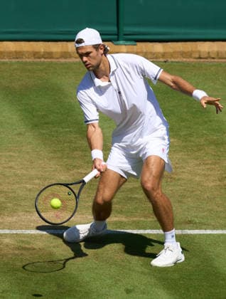 2026 Wimbledon, July 02, Day 4 LONDON, - JULY 2: Otto Virtanen of Finland plays a shot against Arthur Fery of Great Britain during the 2026 Wimbledon, July 02, Day 4 at The all England club, Wimbledon on July 2, 2026 in London, GBR. London The all England club, Wimbledon GBR Copyright: xPeterxvanxdenxBerg ISIxPhotosx 9442
