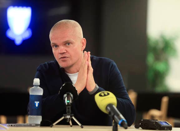 MALMÖ, SWEDEN 20260702 Malmö FF s new head coach Gaute Helstrup during a press conference, PK, Pressekonferenz on Thursday. MALMÖ SWEDEN x10600x *** MALMÖ, SWEDEN July 2, 2026 Malmö FF s new head coach, Gaute Helstrup, during a press conference on Thursday MALMÖ, SWEDEN x10600x  Copyright: xAndreasxHillergren TTx MALMÖ FF PRESS MEETING COACH