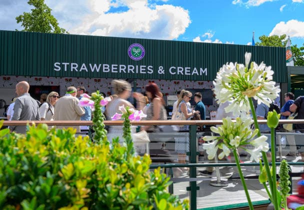 Day Four: The Championships - Wimbledon 2026 LONDON, ENGLAND JULY 02 - General view inside All England Lawn Tennis and Croquet Club of Strawberries & Cream vendor during The Wimbledon Lawn Tennis Championship at Wimbledon on July 02, 2026 in London, England. (Photo by Keeran Marquis)  Copyright: xKeeranxMarquis Fotoarena SPPx Sportspressphoto_SPR182634