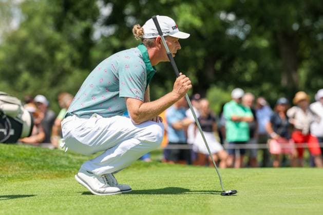Marcel Siem (GER) beim lesen der Puttlinie, 37. BMW International Open 2026, Golf, DP World Tour, Herren, Runde 1, 02.07.2026 Eichenried Bayern Deutschland *** Marcel Siem (GER) reading the putt line, 37th BMW International Open 2026, Golf, DP World Tour, Men s, Round 1, July 2, 2026, Eichenried, Bavaria, Germany Copyright: xkolbert-press ChristianxKolbertx