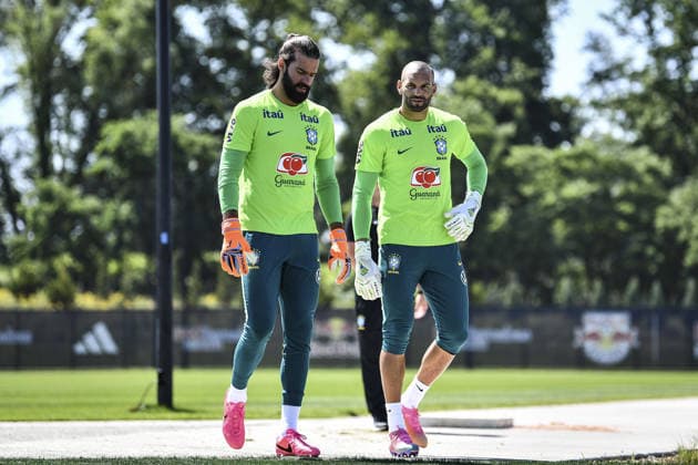 Alisson and Everton enter training at their New Jersey base the Columbia Park Training Facility in Morristown, NJ, United States. (Photo by Rebekah Wynkoop SPP)  Copyright: xRebekahxWynkoop SPPx Sportspressphoto_SPR182700
