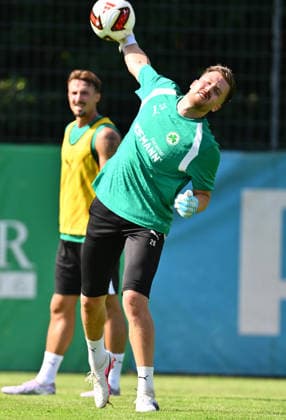 02.07.2026 - Fussball - 2. Bundesliga - Saison 2026 2027 - SpVgg Greuther Fürth Fuerth ( Kleeblatt ) - Training - - xwoxzix - Pelle Boevink (26, SpVgg Greuther Fürth ) *** July 2, 2026 Soccer 2. Bundesliga 2026–2027 Season SpVgg Greuther Fürth Fürth Kleeblatt Training xwoxzix Pelle Boevink 26, SpVgg Greuther Fürth