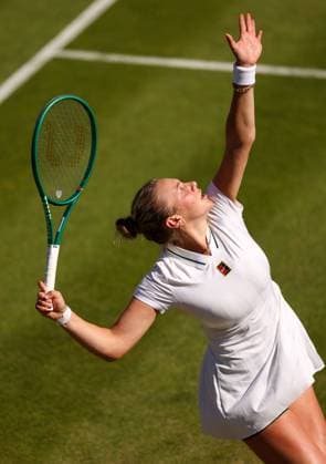Amanda Anisimova during her second round match Wimbledon Tennis Championships, Day 4, The All England Lawn Tennis and Croquet Club, London, UK - 02 Jul 2026London The All England Lawn Tennis and United Kingdom  Copyright: xEllaxLing Shutterstockx 16970348aj