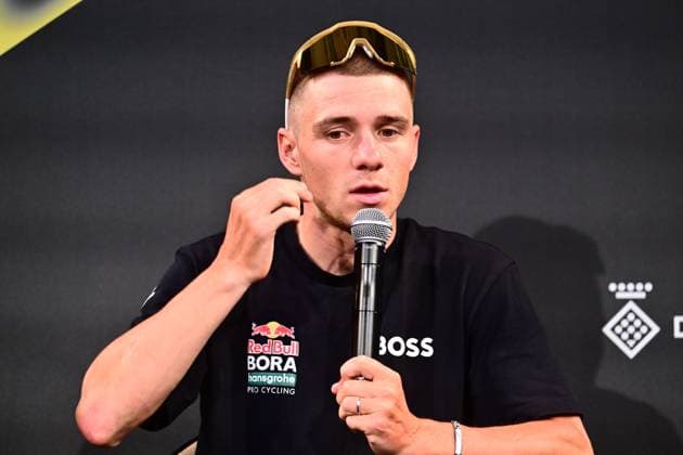 Tour de France 2026 Media Activities 02 07 2026 BARCELONA, SPAIN - JULY 02 : Evenepoel Remco (BEL) of Red Bull BORA Hansgrohe speaking with the media during a press conference, PK, Pressekonferenz prior to the 113rd edition of Tour de France 2026, on July 2, 2026 in Barcelona, Spain, 02 07 2026 Barcelona Spain  Copyright: xPeterxDexVoechtx