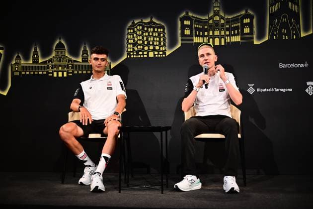Tour de France 2026 Media Activities 02 07 2026 BARCELONA, SPAIN - JULY 02 : Del Toro Isaac (MEX) of UAE Team Emirates XRG, Pogacar Tadej (SLO) of UAE Team Emirates XRG speaking with the media during a press conference, PK, Pressekonferenz prior to the 113rd edition of Tour de France 2026, on July 2, 2026 in Barcelona, Spain, 02 07 2026 Barcelona Spain  Copyright: xPeterxDexVoechtx