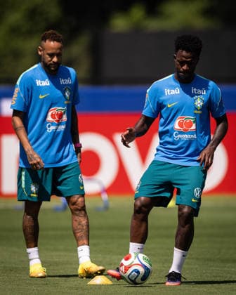 Neymar of Brazil (L) and Vinicius Junior of Brazil (R) training at their New Jersey base the Columbia Park Training Facility in Morristown, NJ, United States. (Photo by Ricardo Nogueira SPP)  Copyright: xRicardoxNogueira SPPx Sportspressphoto_SPR182757