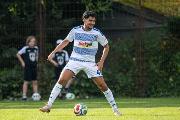 Testspiel TuS Viktoria Buchholz - MSV Duisburg ** NUR FÜR REDAKTIONELLE ZWECKE ** EDITORIAL USE ONLY **<p>Fußball Testspiel TuS Viktoria Buchholz - MSV Duisburg am 02.07.26 in der Karl-Dölzig-Platz in Duisburg Celal Aydogan Duisburg Copyright: JakobxKlos *** Friendly Match: TuS Viktoria Buchholz vs. MSV Duisburg ** FOR EDITORIAL USE ONLY ** EDITORIAL USE ONLY ** p Soccer Friendly Match: TuS Viktoria Buchholz vs. MSV Duisburg on July 2, 2026, at Karl Dölzig Platz in Duisburg. Celal Aydogan, Duisburg. Copyright JakobxKlos Copyright: JakobxKlos doc86jmc5tyz0713jp4mvka ,EDITORIAL USE ONLY