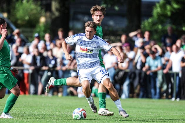 Fussball, 3.Liga Saison 2026 2027 Testspiel TuS Viktoria Buchholz - MSV Duisburg 02.07.2026, Karl-Dölzig Platz Patrick Sussek (MSV Duisburg, 37) Duisburg Karl-Dölzig Platz Nordrhein-Westfalen Deutschland *** Sports, Soccer, 3rd Division, 2026–2027 Season, Friendly Match: TuS Viktoria Buchholz vs. MSV Duisburg, July 2, 2026, Karl Dölzig Stadium, Patrick Sussek (MSV Duisburg), 37, Duisburg, Karl Dölzig Stadium, North Rhine-Westphalia, Germany