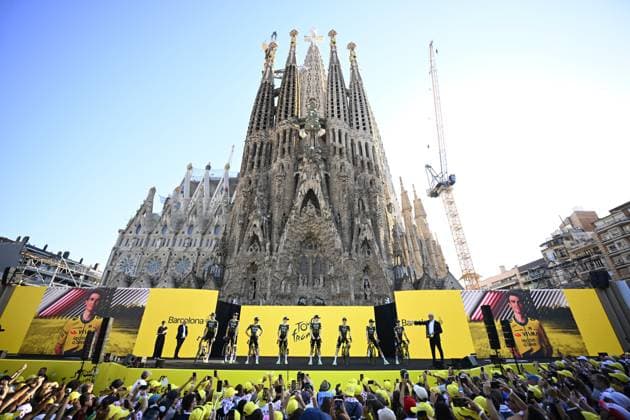 Tour de France 2026 Media Activities 02 07 2026 BARCELONA, SPAIN - JULY 02 : Team Visma Lease a Bike on the podium pictured during the teams presentation prior to the 113rd edition of Tour de France an UCI World Tour 2.UWT Team Time Trial stage for Men Elite of 19 km with start in Barcelona and finish in Barcelona on July 2, 2026 in Barcelona, Spain, 02 07 2026 Barcelona Spain  Copyright: xTomasxSiskx