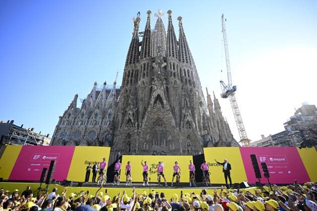 Tour de France 2026 Media Activities 02 07 2026 BARCELONA, SPAIN - JULY 02 : Team EF Education - EasyPost on the podium pictured during the teams presentation prior to the 113rd edition of Tour de France an UCI World Tour 2.UWT Team Time Trial stage for Men Elite of 19 km with start in Barcelona and finish in Barcelona on July 2, 2026 in Barcelona, Spain, 02 07 2026 Barcelona Spain  Copyright: xTomasxSiskx