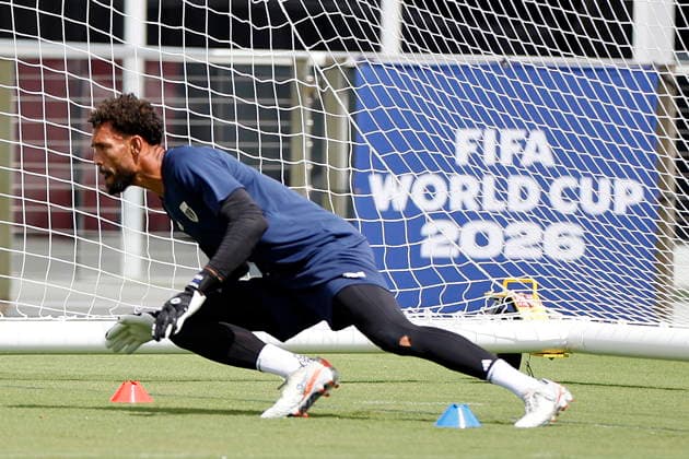 RECORD DATE NOT STATED FIFA World Cup, WM, Weltmeisterschaft, Fussball 2026 - Cape Verde training session Cape Verde goalkeeper Josimar Dias Vozinha attends a training session of the team in Fort Lauderdale, USA, 02 July 2026, in preparation for FIFA World Cup Round of 32 match against Argentina on 03 July. Fort Lauderdale United States  Copyright: xAlbertoxEstevezx