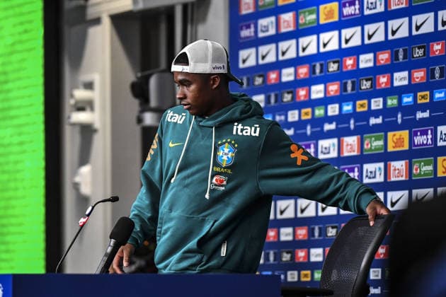 Endrick gives an interview during a Brazilian national team, Nationalteam (Seleção) press conference, PK, Pressekonferenz at the Ridge Hotel in Morristown, New Jersey. (Photo by Rebekah Wynkoop SPP)  Copyright: xRebekahxWynkoop SPPx Sportspressphoto_SPR182785
