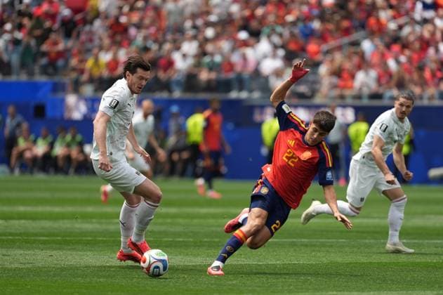 Spain v Austria - FIFA World Cup, WM, Weltmeisterschaft, Fussball 2026 - Round of 32 LOS ANGELES, CALIFORNIA - JULY 2: Pau Cubarsi (22) of Spain in action during the 2026 FIFA World Cup Round of 32 match between Spain and Austria at the Los Angeles Stadium (SoFi Stadium) in Inglewood, California, United States on July 2, 2026. Tayfun Coskun Anadolu California United States. Editorial use only. Please get in touch for any other usage.  Copyright: x2026xAnadoluxTayfunxCoskunx