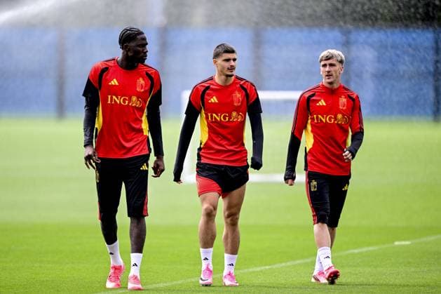 Belgium s Amadou Onana, Belgium s Matias Fernandez-Pardo and Belgium s Alexis Saelemaekers pictured during a training session of Belgian national soccer team Red Devils, on Thursday 02 July 2026 in their base camp, home of the Seattle Sounders, Renton, Seattle, USA. The Rode Duivels - Diables Rouges qualified for the knockout stage of the 2026 FIFA World Cup, WM, Weltmeisterschaft, Fussball where they ll meet USA in the round of 16 on July 7th. DIRKxWAEM  x180197236x