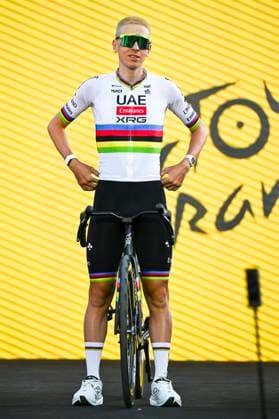 Tour de France 2026 Media Activities 02 07 2026 BARCELONA, SPAIN - JULY 02 : Pogacar Tadej (SLO) of UAE Team Emirates XRG on the podium pictured during the teams presentation prior to the 113rd edition of Tour de France an UCI World Tour 2.UWT Team Time Trial stage for Men Elite of 19 km with start in Barcelona and finish in Barcelona on July 2, 2026 in Barcelona, Spain, 02 07 2026 Barcelona Spain  Copyright: xSzymonxGruchalskix