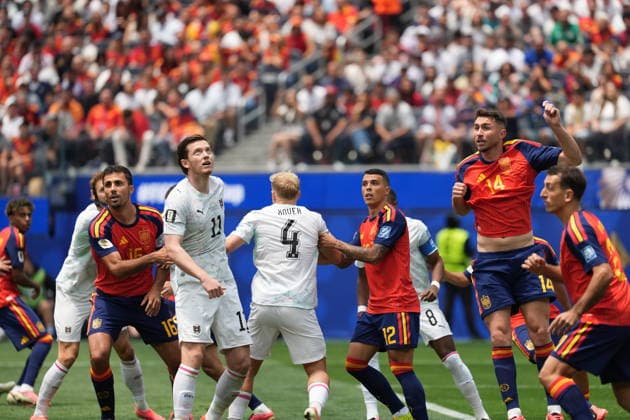 Spain v Austria - FIFA World Cup, WM, Weltmeisterschaft, Fussball 2026 - Round of 32 LOS ANGELES, CALIFORNIA - JULY 2: Aymeric Laporte (14) of Spain in action during the 2026 FIFA World Cup Round of 32 match between Spain and Austria at the Los Angeles Stadium (SoFi Stadium) in Inglewood, California, United States on July 2, 2026. Tayfun Coskun Anadolu California United States. Editorial use only. Please get in touch for any other usage.  Copyright: x2026xAnadoluxTayfunxCoskunx