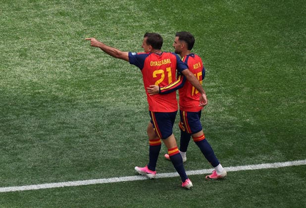 (260703) -- LOS ANGELES, July 3, 2026 -- Mikel Oyarzabal (L) of Spain celebrates after scoring with Alex Baena during the round of 32 match between Spain and Austria at the 2026 FIFA World Cup, WM, Weltmeisterschaft, Fussball at Los Angeles Stadium in Los Angeles, the United States, July 2, 2026. ) (SP)U.S.-LOS ANGELES-FOOTBALL-FIFA WORLD CUP-ROUND OF 32-ESP VS AUT LixYing 