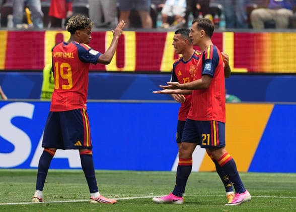 (260703) -- LOS ANGELES, July 3, 2026 -- Mikel Oyarzabal (R) of Spain celebrates after scoring with teammates during the round of 32 match between Spain and Austria at the 2026 FIFA World Cup, WM, Weltmeisterschaft, Fussball at Los Angeles Stadium in Los Angeles, the United States, July 2, 2026. ) (SP)U.S.-LOS ANGELES-FOOTBALL-FIFA WORLD CUP-ROUND OF 32-ESP VS AUT HuangxZongzhi 