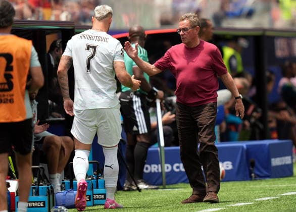 FIFA World Cup, WM, Weltmeisterschaft, Fussball 2026 - Round of 32 - Spain vs Austria Austria s head coach Ralf Rangnick reacts with Marko Arnautovic of Austria (L) during the FIFA World Cup 2026 Round of 32 match Spain against Austria, in Los Angeles, USA, 02 July 2026. INGLEWOOD United States  Copyright: xSCOTTxSTRAZZANTEx
