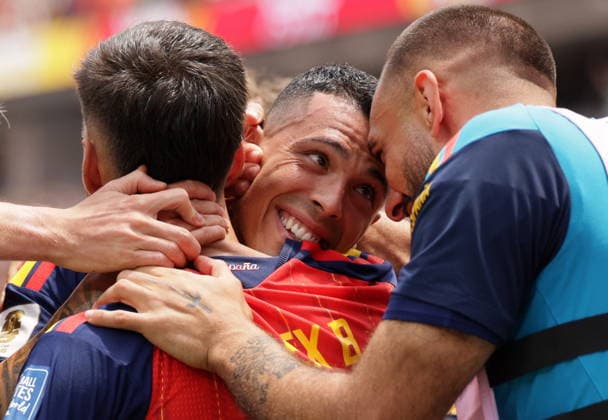 RECORD DATE NOT STATED FIFA World Cup, WM, Weltmeisterschaft, Fussball 2026 - Round of 32 - Spain vs Austria Pedro Porro of Spain (C) celebrates with teammates after scoring the 2-0 goal during the FIFA World Cup 2026 Round of 32 match Spain against Austria, in Los Angeles, USA, 02 July 2026. INGLEWOOD United States  Copyright: xCHRISTOPHERxTORRESx