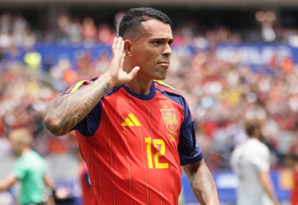 RECORD DATE NOT STATED FIFA World Cup, WM, Weltmeisterschaft, Fussball 2026 - Round of 32 - Spain vs Austria Pedro Porro of Spain poses after scoring the 2-0 goal during the FIFA World Cup 2026 Round of 32 match Spain against Austria, in Los Angeles, USA, 02 July 2026. INGLEWOOD United States  Copyright: xCHRISTOPHERxTORRESx