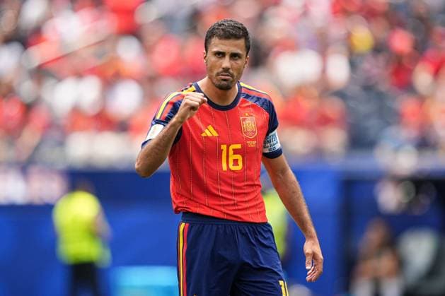 Rodri of Spain Spain v Austria, 2026 FIFA World Cup, WM, Weltmeisterschaft, Fussball ROund of 32, Football, Los Angeles Stadium, California, USA - 02 Jul 2026Los Angeles Los Angeles Stadium California (CA) United States of America  Copyright: xIsmaelxAdnan Shutterstockx 16974404ao