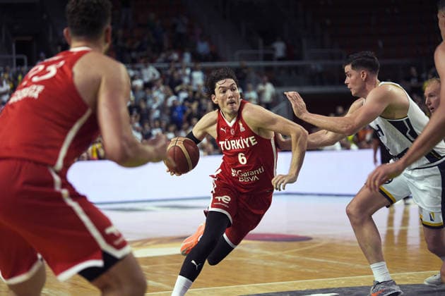 Bosnia and Herzegovina v Turkiye - FIBA Basketball World Cup 2027 European Qualifiers ZENICA, BOSNIA AND HERZEGOVINA - JULY 2: Cedi Osman (6) of Turkiye in action during the FIBA Basketball World Cup 2027 first round match between Bosnia and Herzegovina and Turkiye at Husejin Smajlovic Hall in Zenica, Bosnia and Herzegovina, on July 2, 2026. Samir Jordamovic Anadolu Zenica Bosnia and Herzegovina. Editorial use only. Please get in touch for any other usage.  Copyright: x2026xAnadoluxSamirxJordamovicx