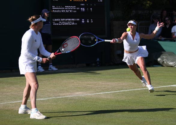 Laura Siegemund, Vera Zvonareva, Damen Doppel, Ladies Doubles Tennis - Wimbledon 2026 - Grand Slam ITF ATP, Tennis Herren WTA, Tennis Damen - AELTC - London - - Great Britain - 2 July 2026. *** Laura Siegemund, Vera Zvonareva, Women s Doubles, Ladies Doubles Tennis, Wimbledon 2026, Grand Slam, ITF, ATP, WTA, AELTC, London, Great Britain, July 2, 2026 Copyright: xJuergenxHasenkopfx