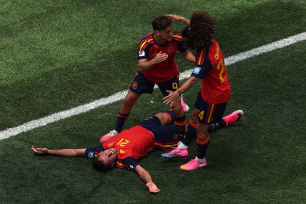 Mikel Oyarzabal (L) of Spain celebrates a goal during the FIFA World Cup, WM, Weltmeisterschaft, Fussball 2026 Round of 32 match Spain against Austria, in Los Angeles, United States, 02 July 2026. FIFA World Cup 2026 - Round of 32 - Spain vs Austria !ACHTUNG: NUR REDAKTIONELLE NUTZUNG!  Copyright: xDavidxTorox AME6787 20260702-55020782003_1