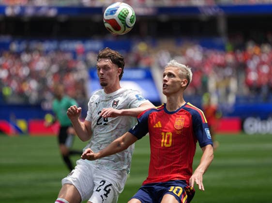 (260703) -- LOS ANGELES, July 3, 2026 -- Dani Olmo (R) of Spain competes with Paul Wanner of Austria during the round of 32 match between Spain and Austria at the 2026 FIFA World Cup, WM, Weltmeisterschaft, Fussball at Los Angeles Stadium in Los Angeles, the United States, July 2, 2026. ) (SP)U.S.-LOS ANGELES-FOOTBALL-FIFA WORLD CUP-ROUND OF 32-ESP VS AUT ChenxYichen 