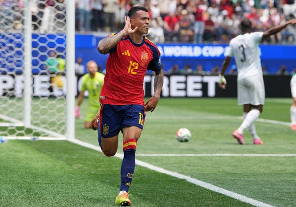 (260703) -- LOS ANGELES, July 3, 2026 -- Pedro Porro of Spain celebrates after scoring during the round of 32 match between Spain and Austria at the 2026 FIFA World Cup, WM, Weltmeisterschaft, Fussball at Los Angeles Stadium in Los Angeles, the United States, July 2, 2026. ) (SP)U.S.-LOS ANGELES-FOOTBALL-FIFA WORLD CUP-ROUND OF 32-ESP VS AUT ChenxYichen 